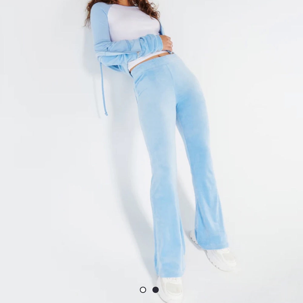 Ultra high rise velour flare pants hollister